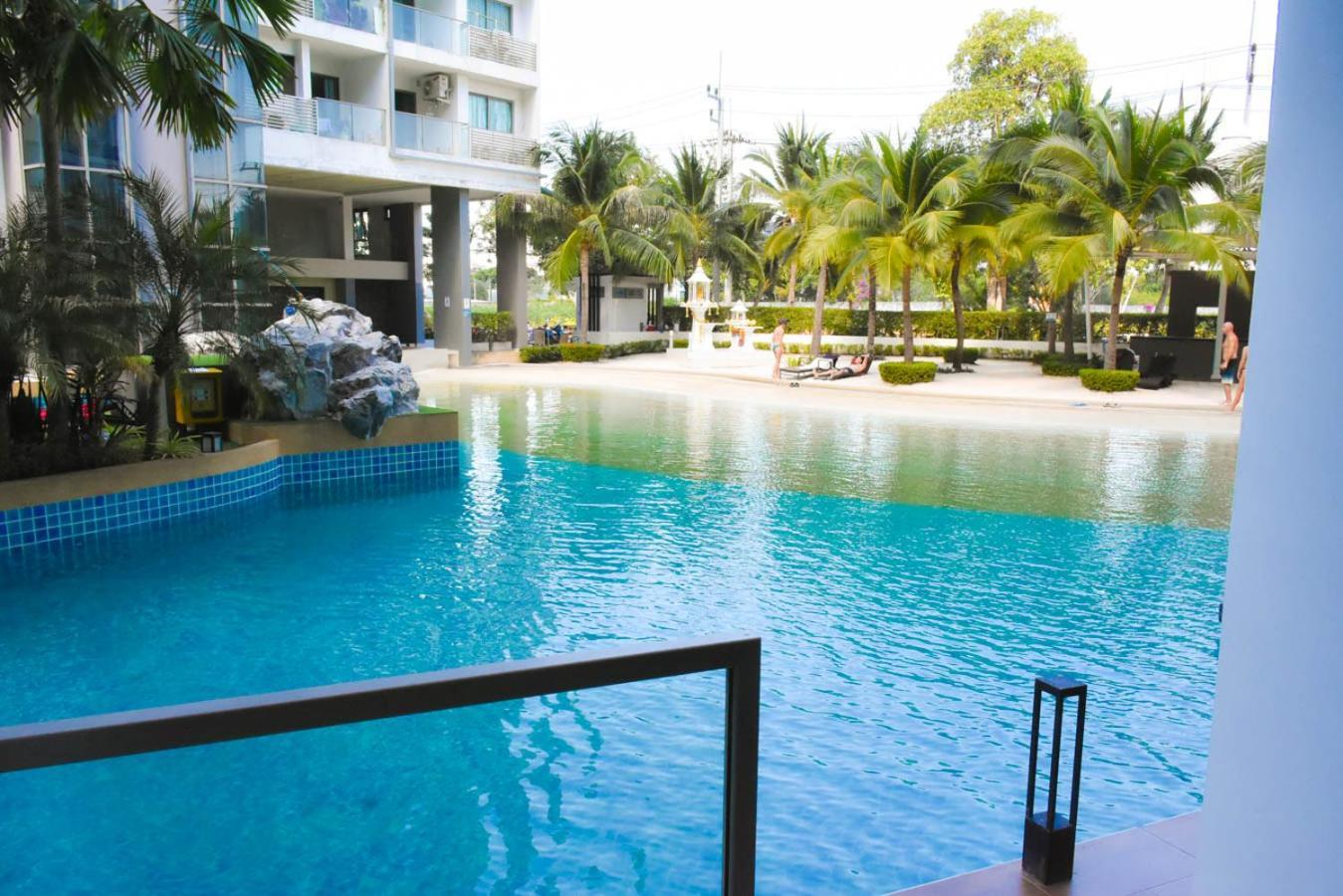 Laguna Beach Resort 1 Condominium Джомтиен Бийч Стая снимка